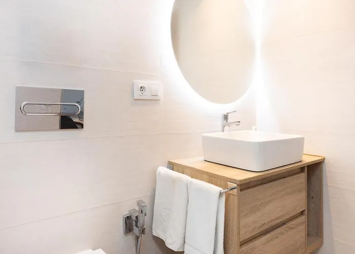 Urbania By Sunkeyrents 公寓